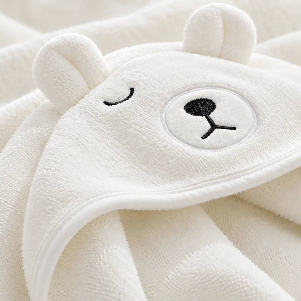 Serviette bébé capuche ours